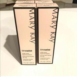 Mary Kay Timewise Matte-Wear Liquid Foundation